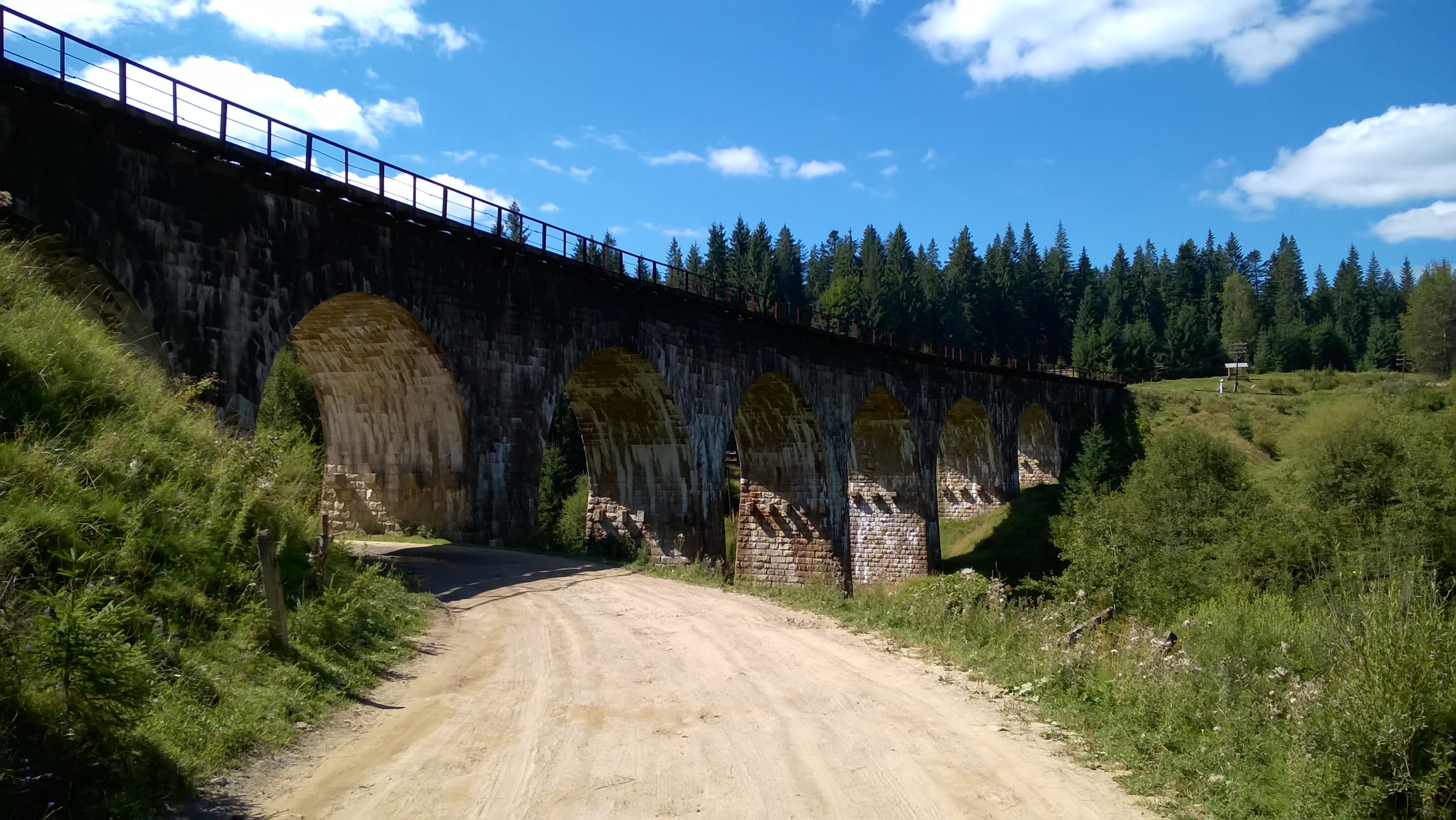 Кам'яний міст у Вороненці