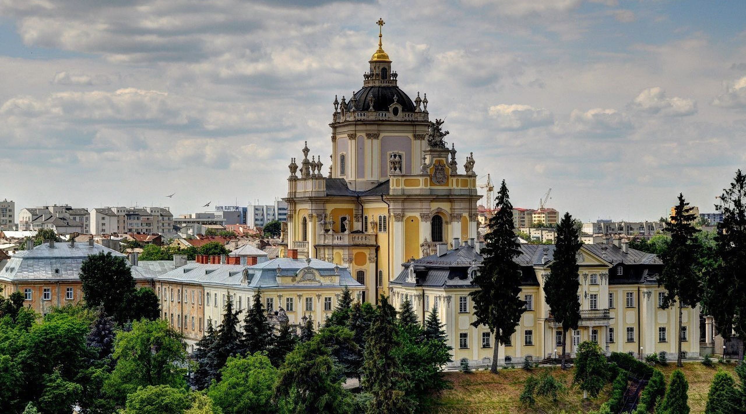 Львів